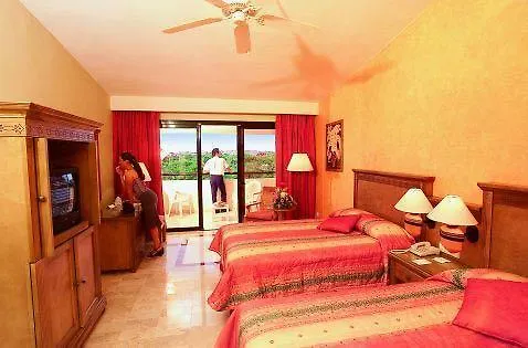 Hotel Grand Palladium Colonial Res.